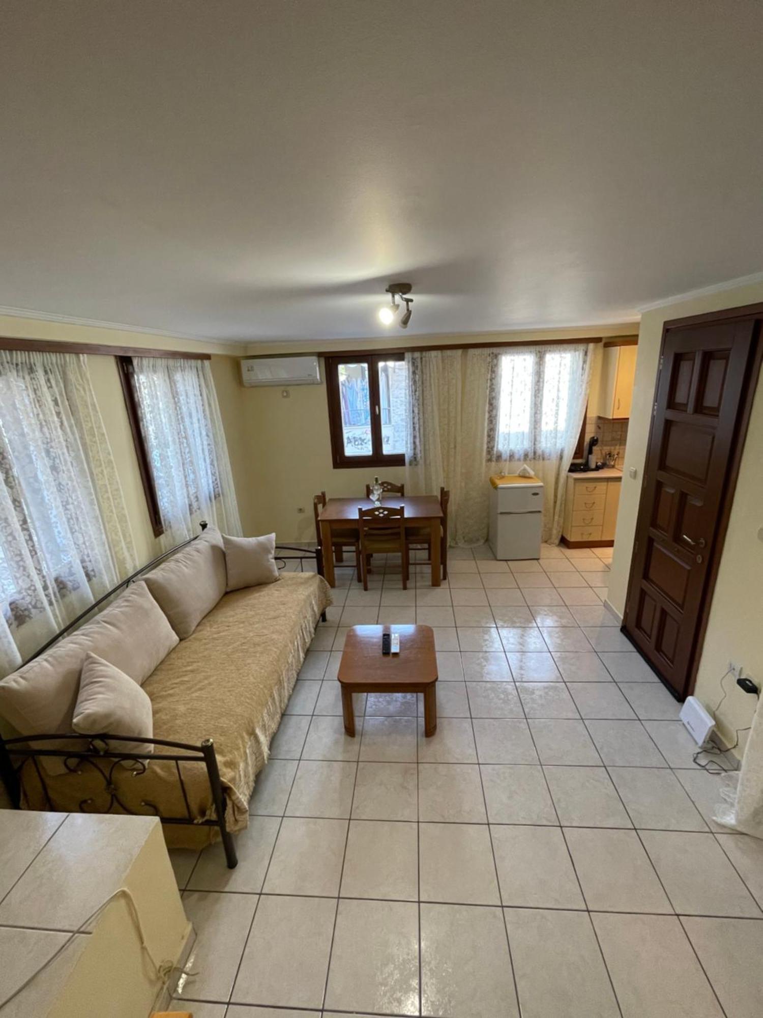 Οι Φωλίτσες Apartment Nafpaktos Exterior photo