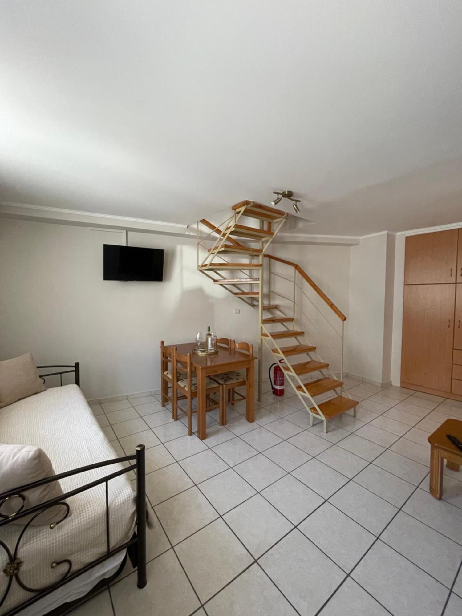 Οι Φωλίτσες Apartment Nafpaktos Exterior photo